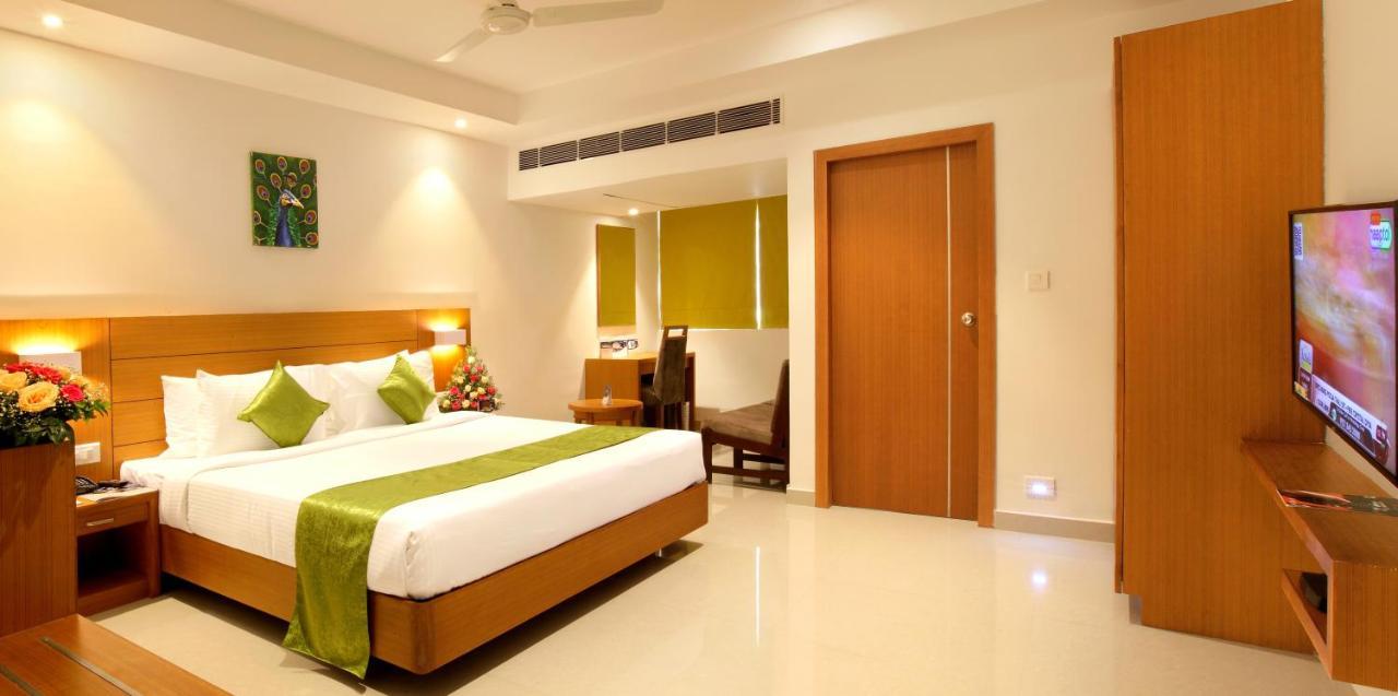 Hotel Apsara Shoranur Exteriér fotografie