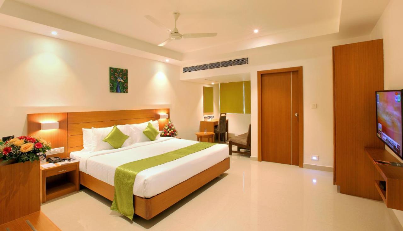 Hotel Apsara Shoranur Exteriér fotografie