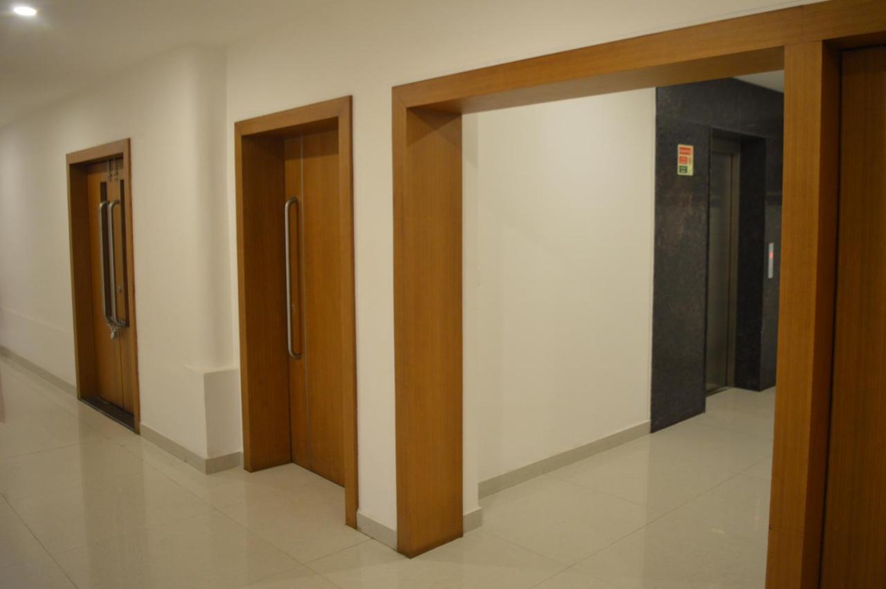 Hotel Apsara Shoranur Exteriér fotografie