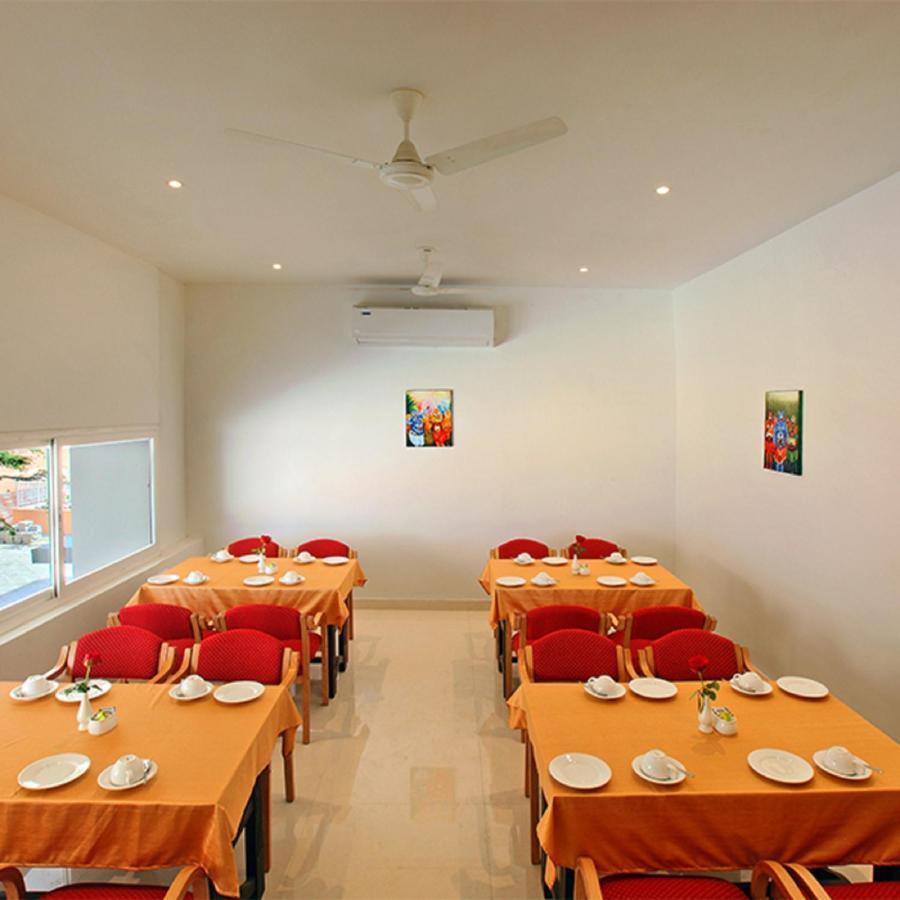 Hotel Apsara Shoranur Exteriér fotografie